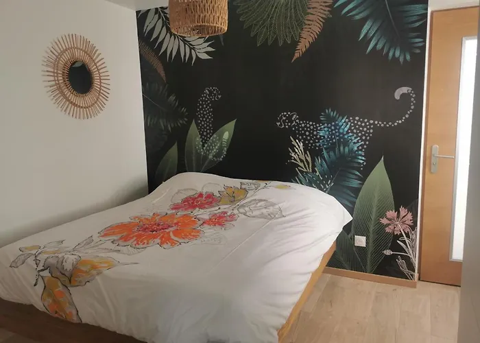 Le Chateau Des Abeilles - Recemment Renove - Proche Centre Village Et Route Des Vins * Scherwiller